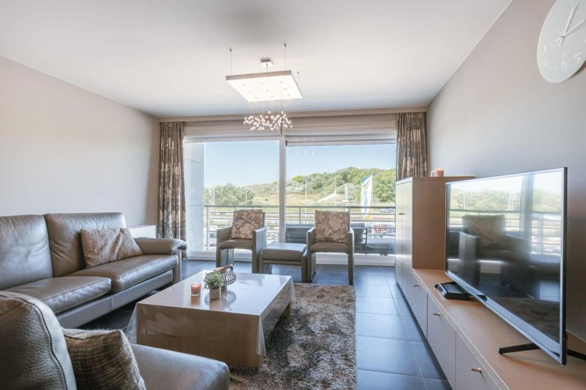 Huswell - Bright Apartment With Parking Near The Beach Bredene Exterior foto