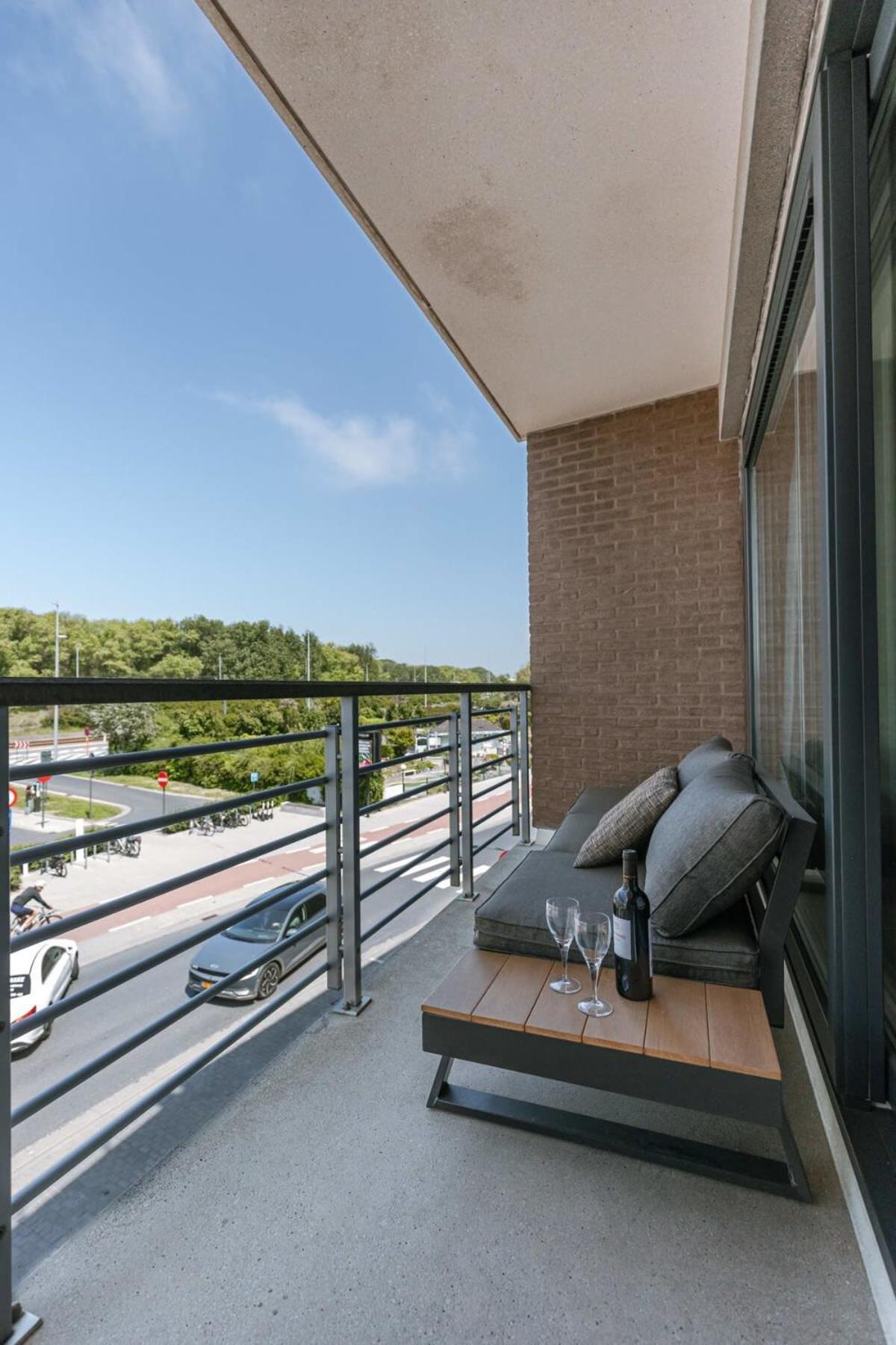 Huswell - Bright Apartment With Parking Near The Beach Bredene Exterior foto